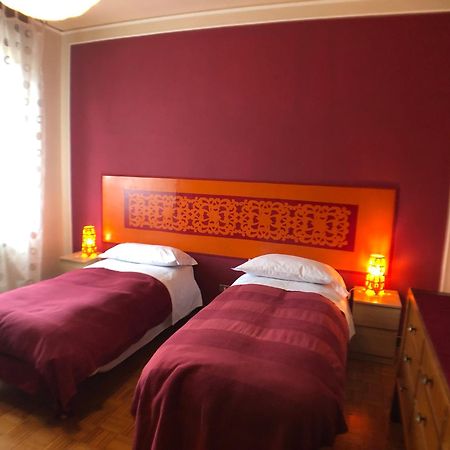 Bed and Breakfast Viamilano25 Mirandola Exterior foto